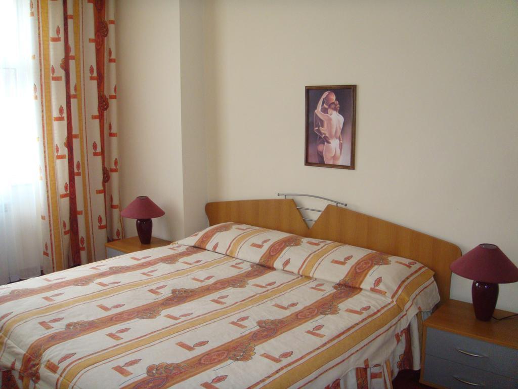 Балнеохотел "Люляци" Vrabtsite Habitación foto